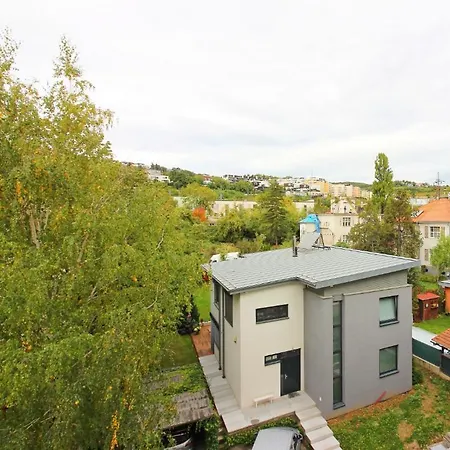 Bu Private In * Братислава